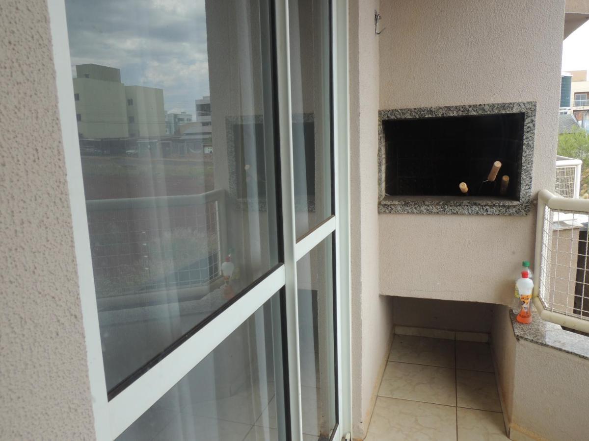 Apartamento Mobiliado Com Garagem Apartment Chapeco Exterior photo